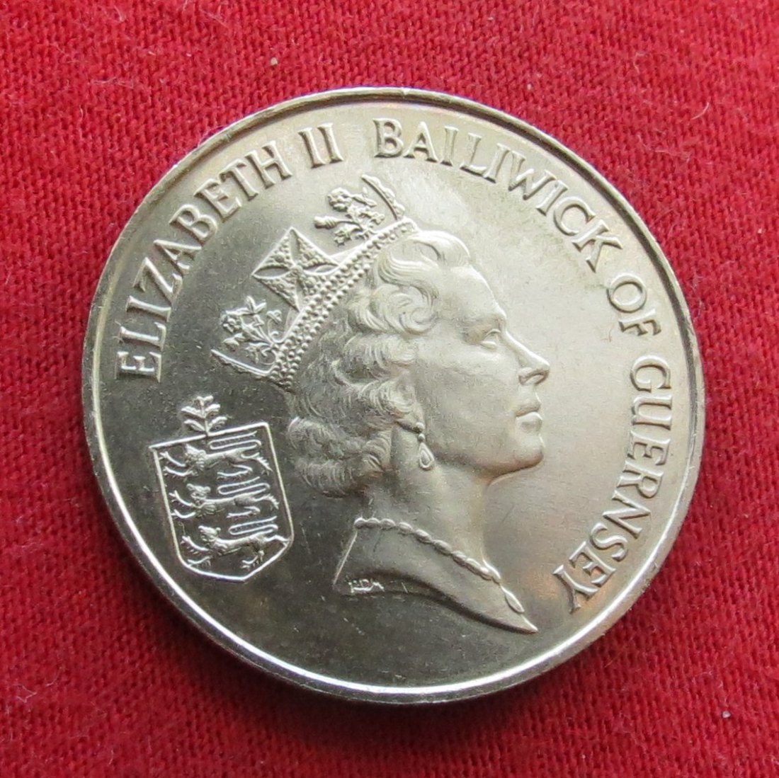  Guernsey 10 pence 1985 fao   