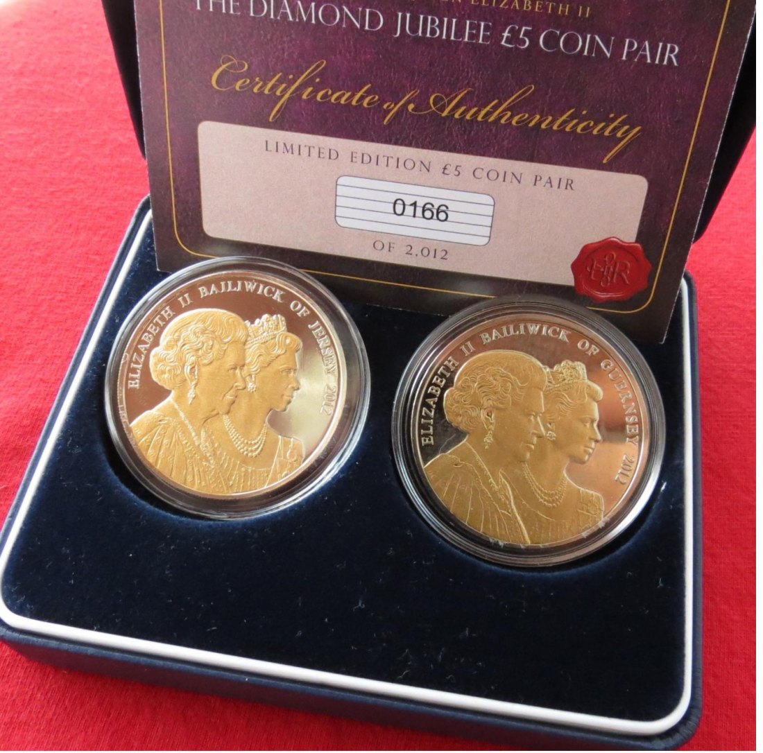  Guernsey + Jersey 2 x 5 pound 2012 anniversary, queen   