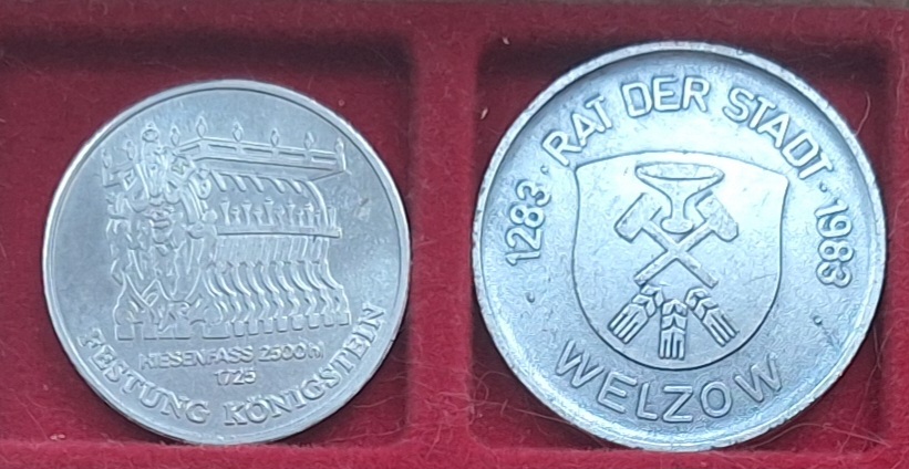 DDR 2 MEDAILLEN - unedel, lose   