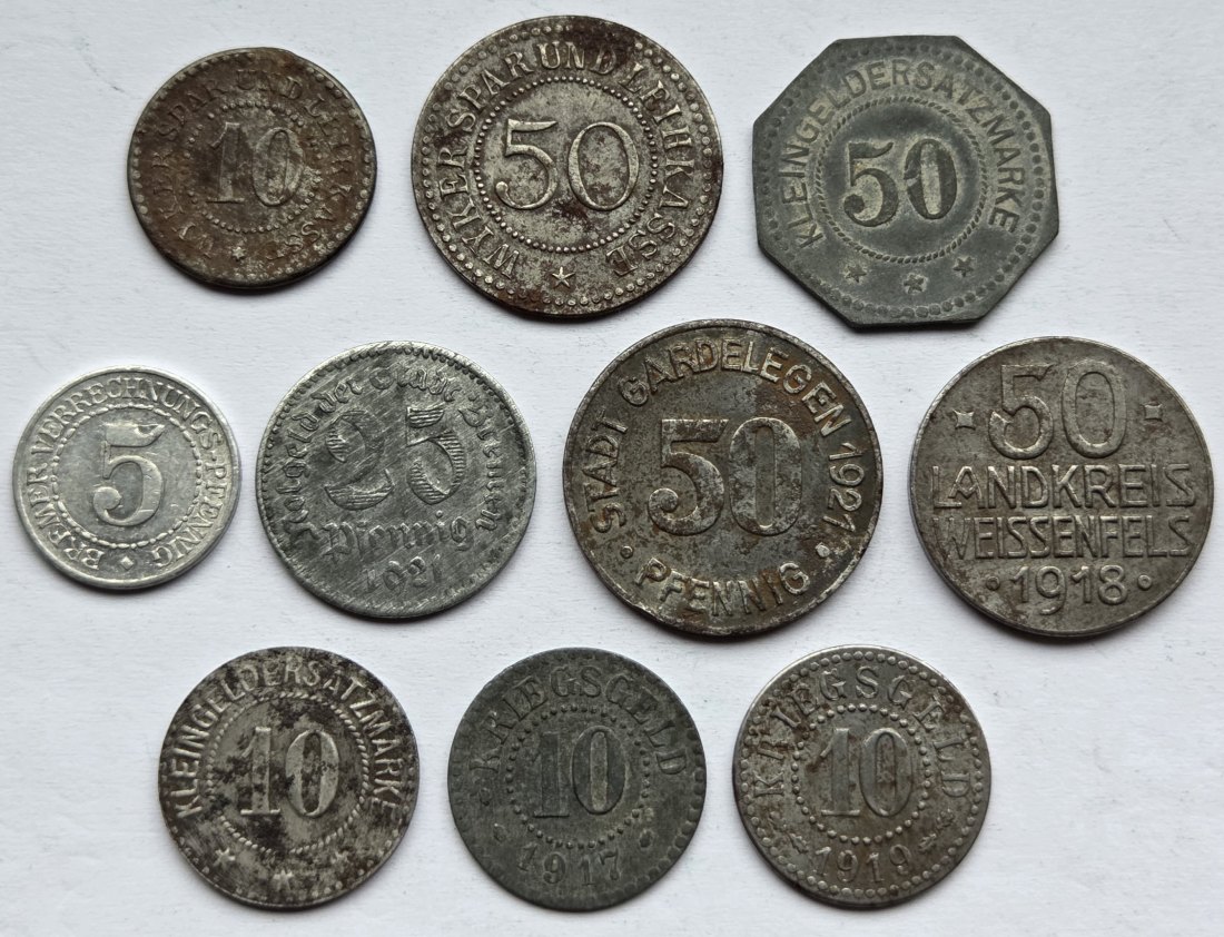  Notgeld: Lot aus zehn verschiedenen Münzen Nord- & Ostdeutschland   