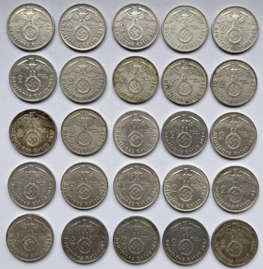  Deutsches Reich: 25 x 2 Mark Hindenburg, zusammen 125 g Feinsilber   