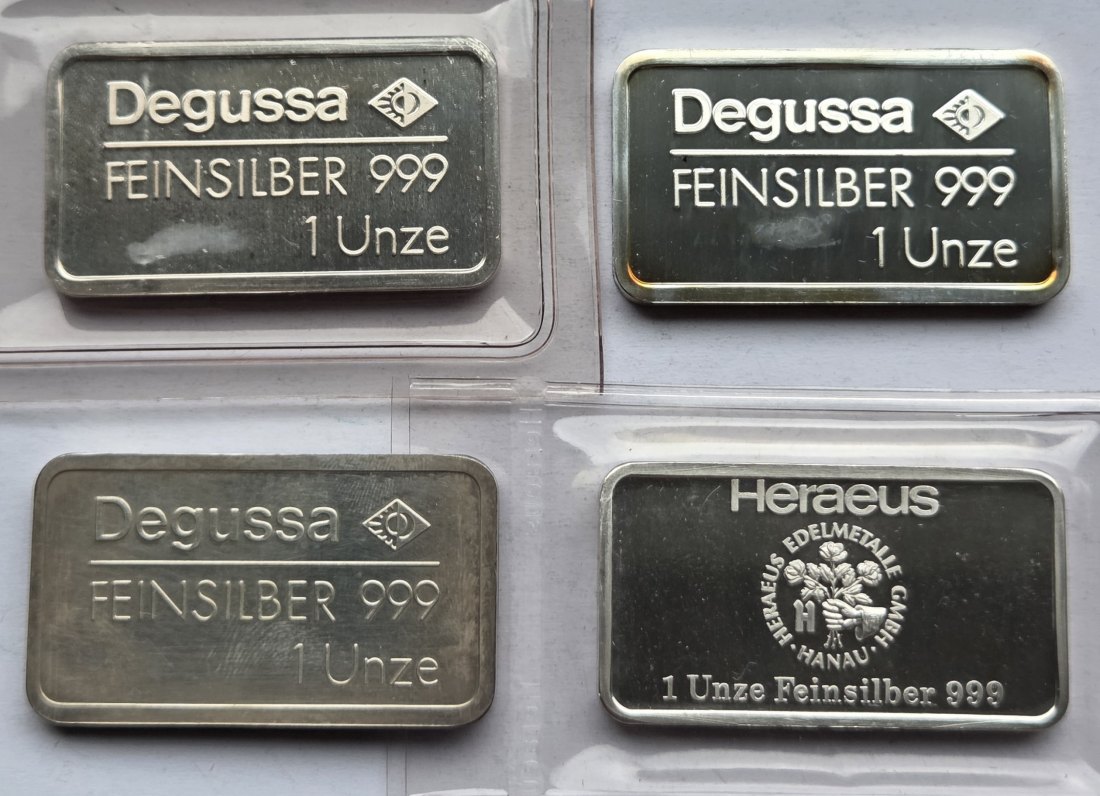  Vier Silberunzen-Barren Autos von Degussa/Heraeus, zusammen 124,4 g Feinsilber   