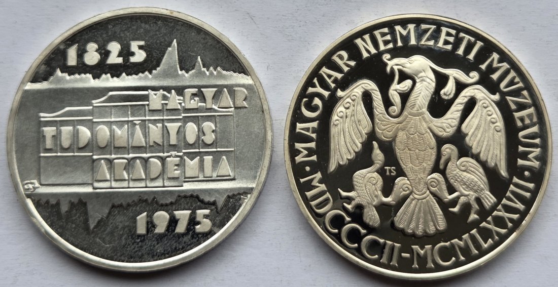  Ungarn: 2 x 200 Forint, zusammen 35,8 g Feinsilber   