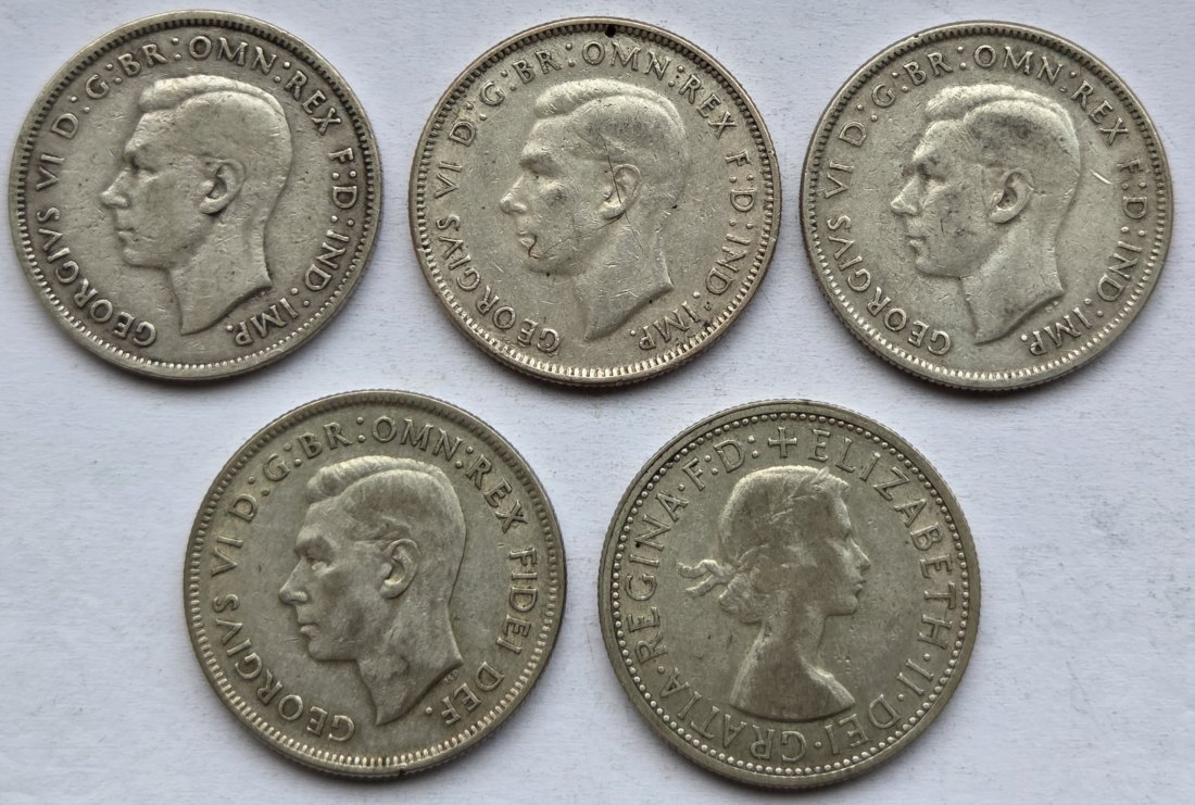  Australien: 5 x 1 Florin (1940 + 1942 + 1944 + 1951 + 1954), zusammen 42,7 g Feinsilber   