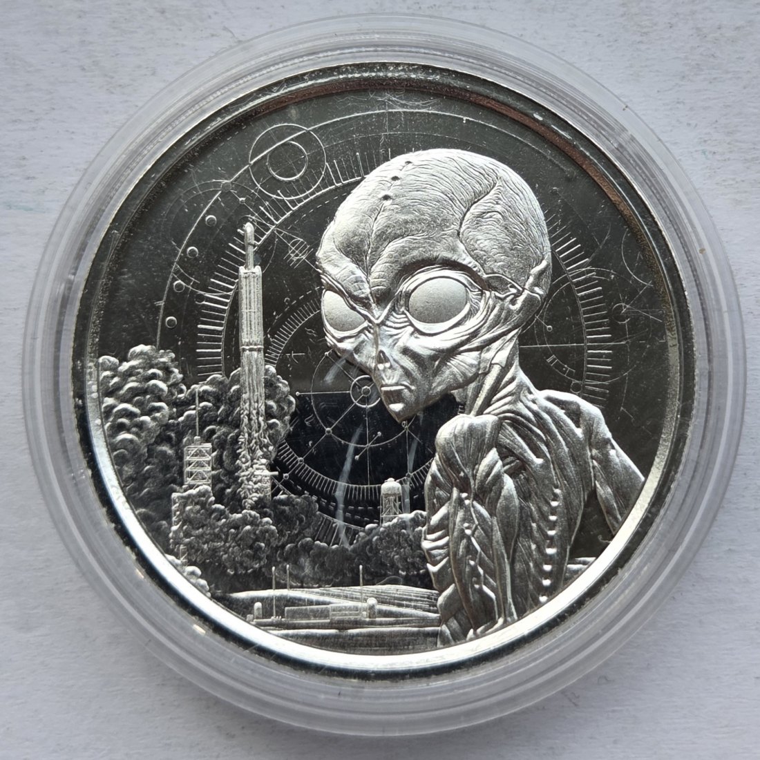  Ghana: Silberunze Alien 2021   