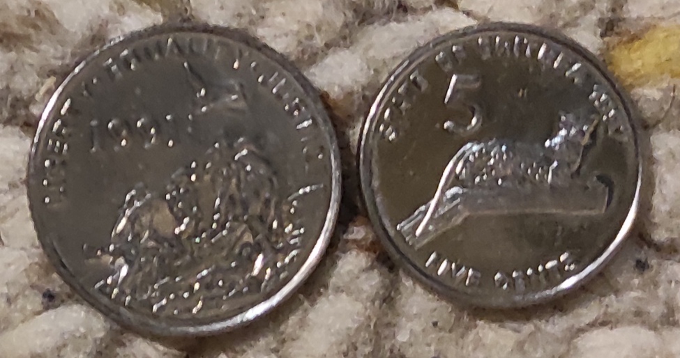  d001: Eritrea Minilot mit 2 Münzen   