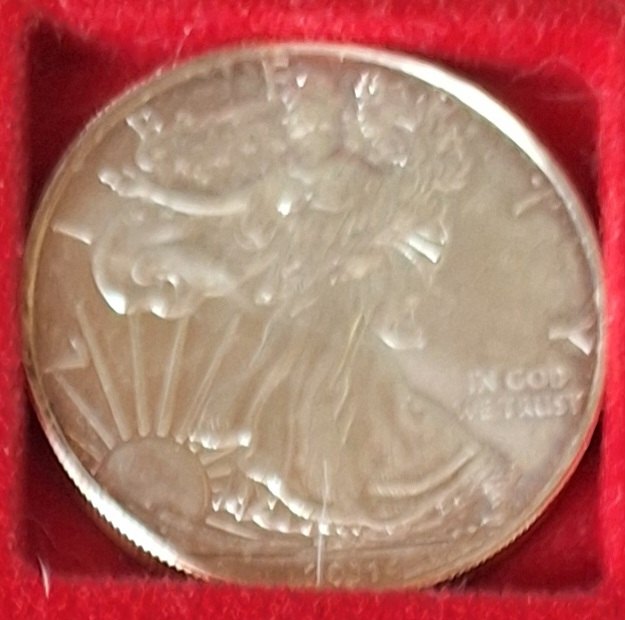 USA,1 Dollar, 2011 American Silver Eagle, 1OZ FINE SILVER   