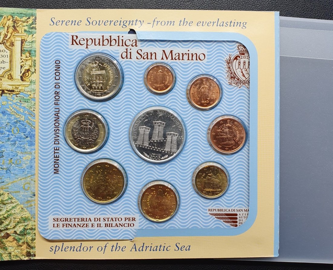  KMS San Marino 2005 Kursmünzensatz mit 5 Euro Silber   