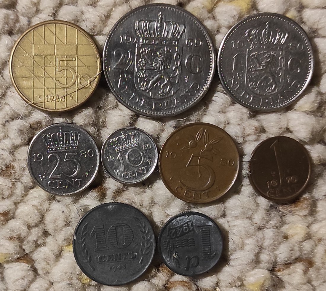  Set 014: Niederlande mit 9 verschiedenen und 2 älteren Münzen   