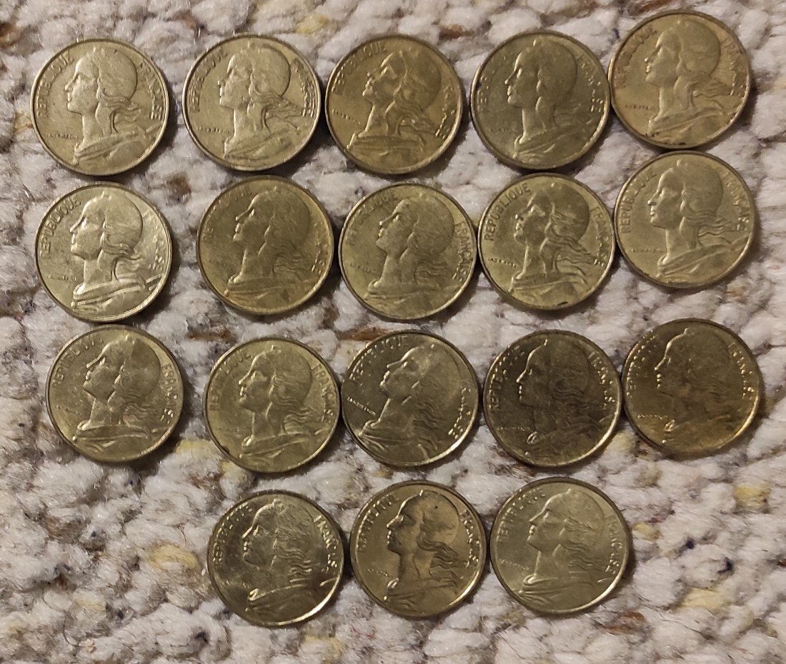  Set 038: Frankreich 18 x 10 Centimes verschiedener Jahrgänge   