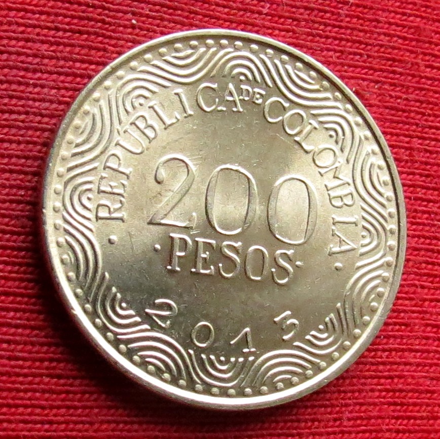  Colombia 200 pesos 2013   