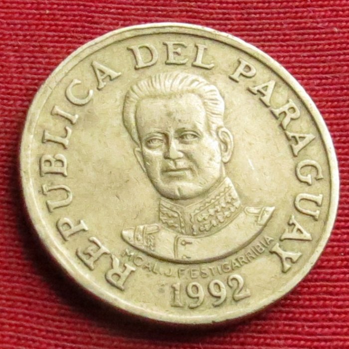  Paraguay 50 guaranies 1992 #1   