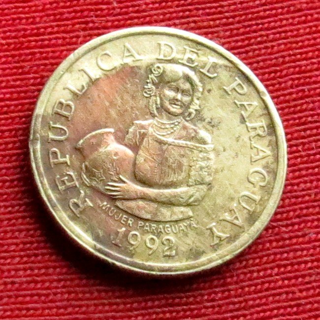  Paraguay 5 guaranies 1992 #2   