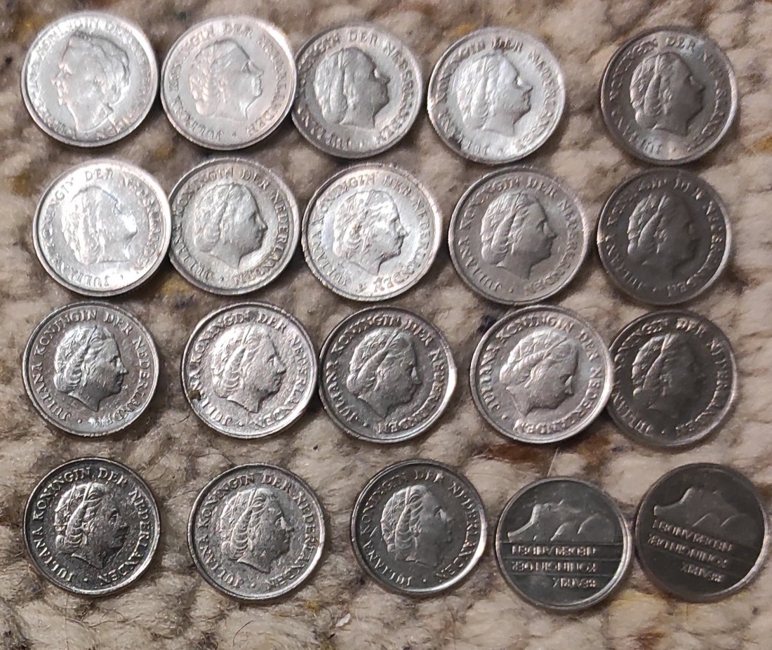  Set 063: Niederlande Münzlot 20 x 10 Cents verschiedener Prägejahre   