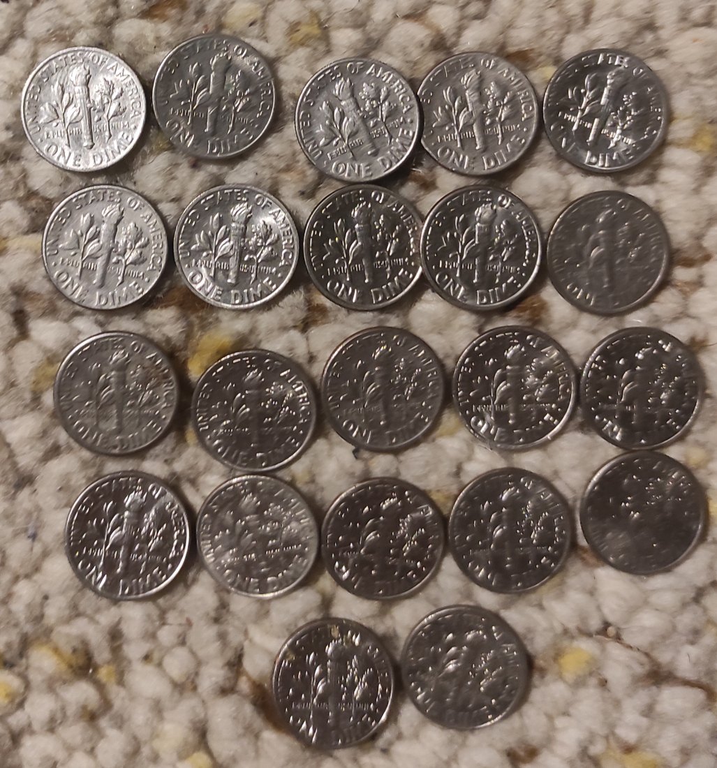  Set 088: USA Münzlot mit 22 x 10 Cent (Dime) Stücken   