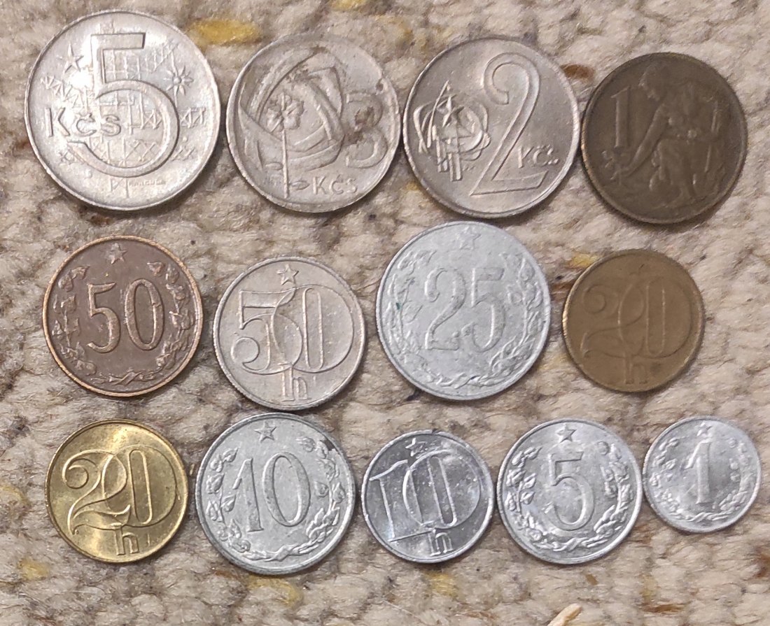  Set 093: Tschechoslowakei Münzlot mit 13 verschiedenen Münzen   