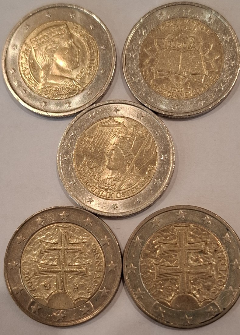  5 x 2 Euro aus Lettland,  Niederlande,  Österreich und Slowakei   