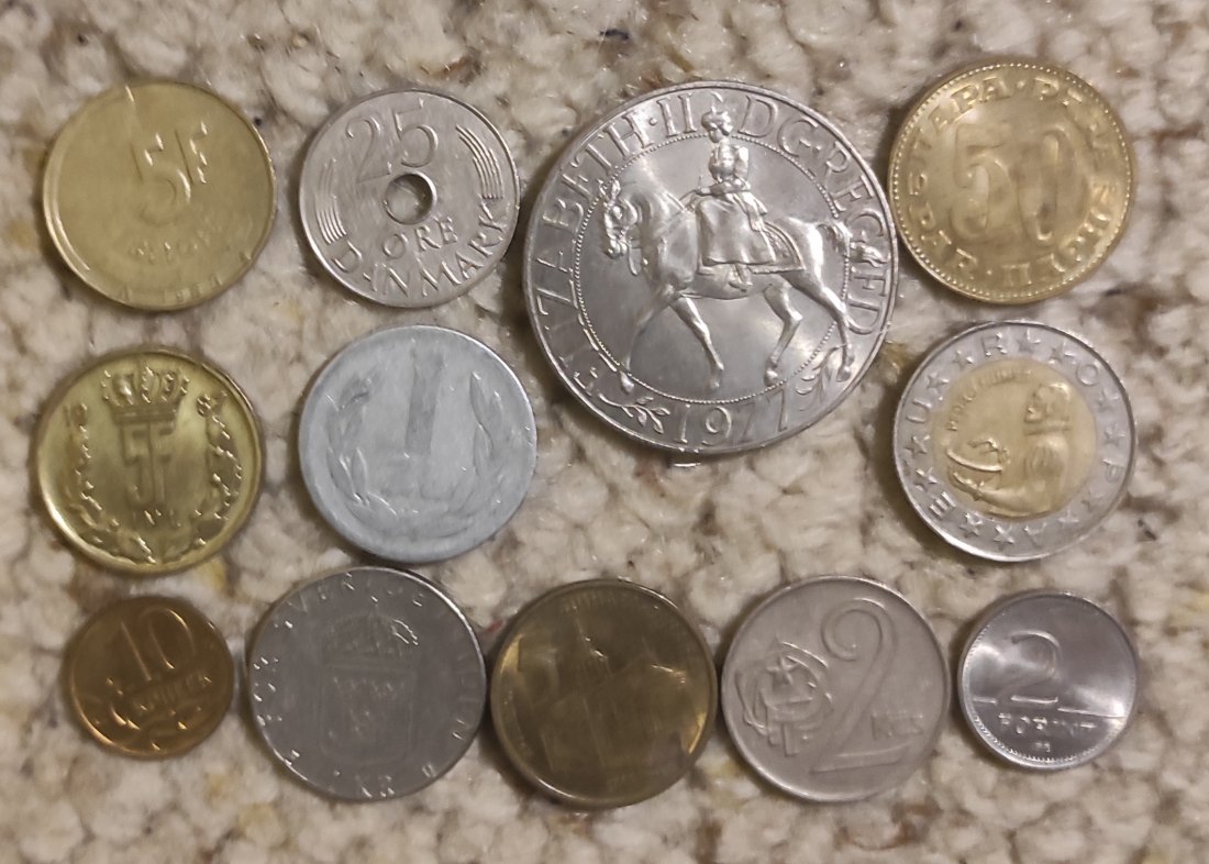  s011: 12 Länder/12 Münzen, Europa, 12 Münzen aus 12 verschiedenen Länder   