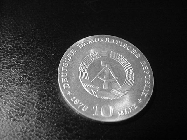  DDR Zum 100 Geburtstag v.Albert Schweitzer 10 Mark 1975   