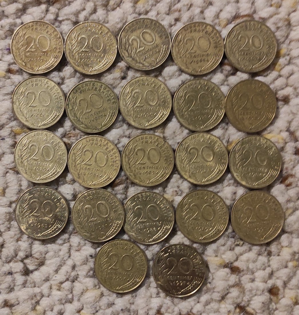  Set 138: Frankreich Münzlot mit 22 x 20 Centomes verschiedener Prägejahre   