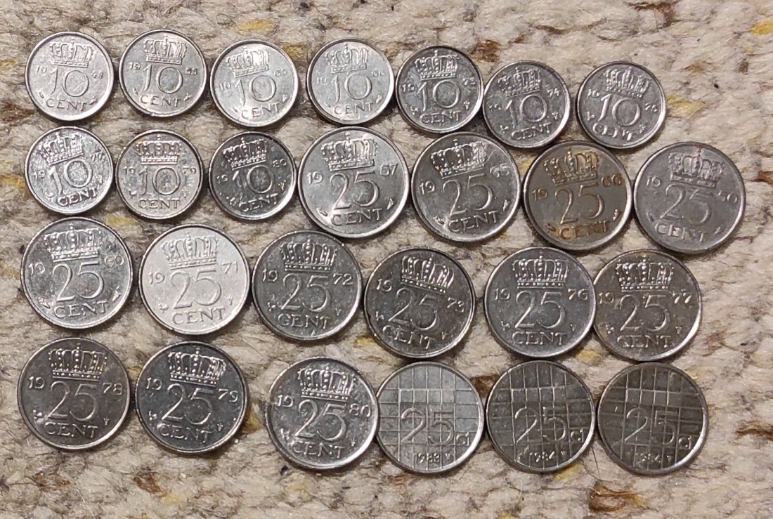  Set 140: Niederlande Münzlot mit 10 Cent und 26 Cent Münzen   
